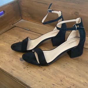 Merino black heels